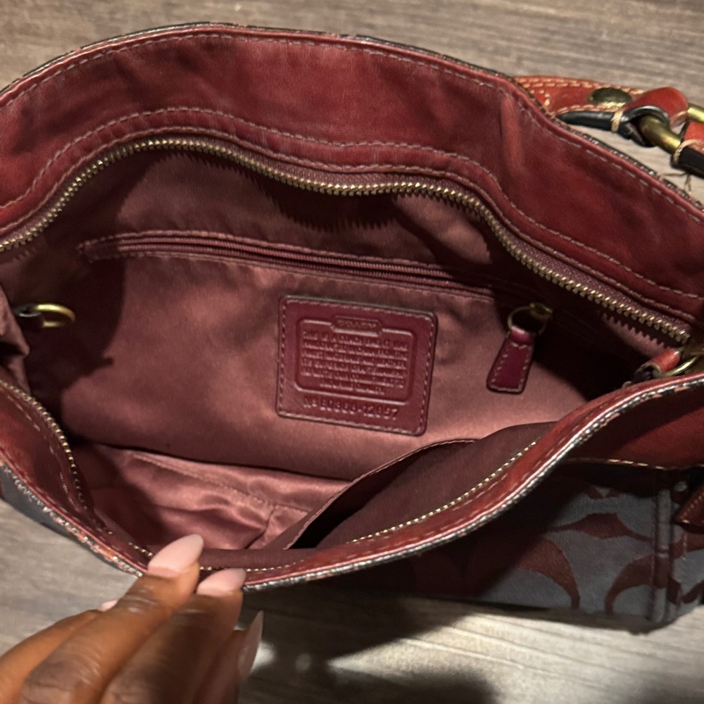 Coach Red and Brown Signature Shoulder Bag - Picture 4 of 6